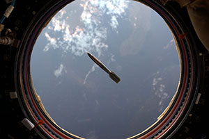 Thumbnail of the Mini Hugo rocket, flaoting aboard  the ISS.